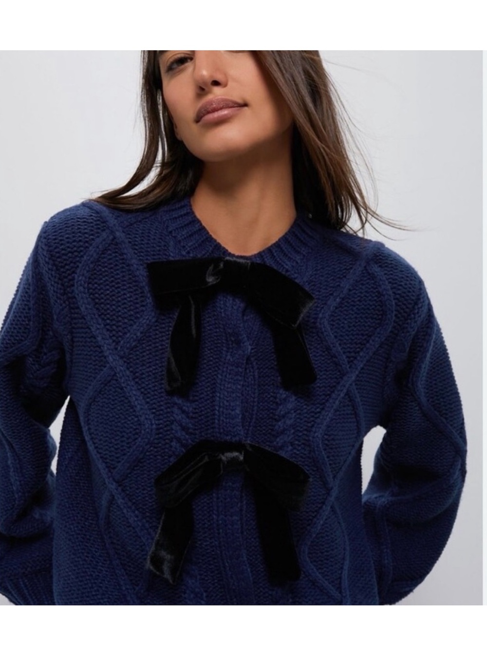 Tuckernuck Hyacinth House Bess Navy Cableknit Black Velvet Bow Sweater Medium